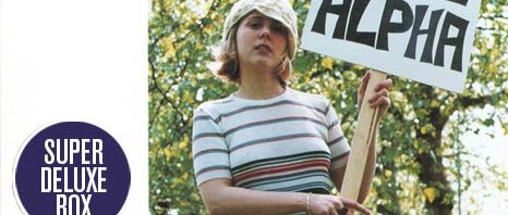 Saint Etienne’s ‘Foxbase Alpha’ box set also available as a signed edition