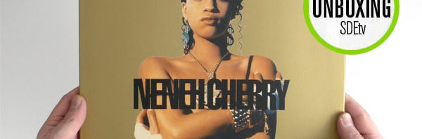 SDEtv: Neneh Cherry / Raw Like Sushi three-CD 30th anniversary set unboxed